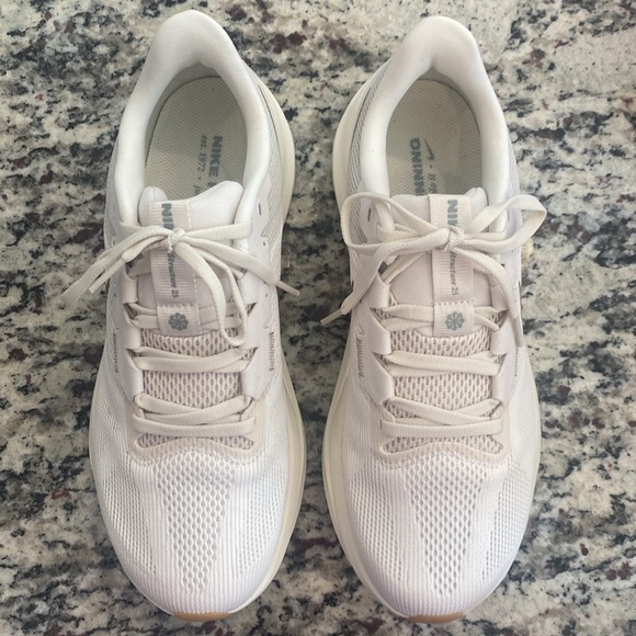 NWT Women’s Nike Air Zoom Structure 25 - Picture 2 of 9